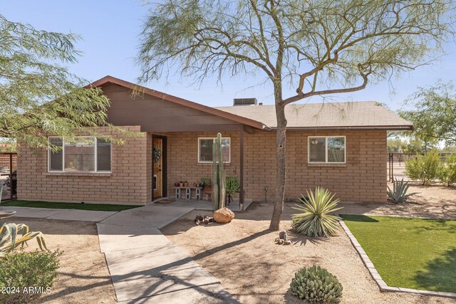 36425 N 10th St, Phoenix, AZ 85086 - view of front of home