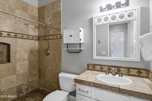 24615 S 182nd Pl, Gilbert, AZ 85298 - full bathroom with tiled shower and vanity