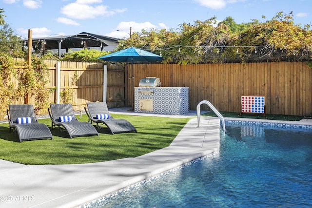 3139 N 40th St, Phoenix, AZ 85018 - view of swimming pool
