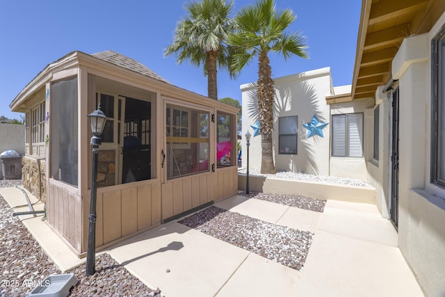 1285 E Mcmurray Blvd, Casa Grande, AZ 85122 - doorway to property featuring a shingled roof