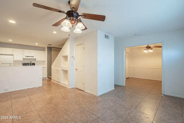 2301 E University Dr Unit 339, Mesa, AZ 85213 - unfurnished living room featuring ceiling fan, recessed lighting, and baseboards