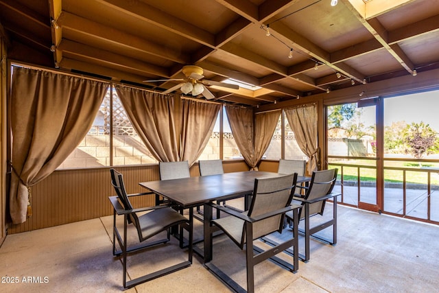 dining room featuring ceiling fan