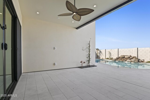 8503 S 9th Dr Unit 17, Phoenix, AZ 85041 - view of patio / terrace with a ceiling fan