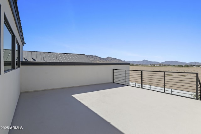 8503 S 9th Dr Unit 17, Phoenix, AZ 85041 - view of patio featuring a mountain view