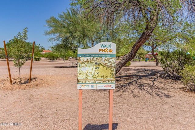 4135 E Altadena Ave, Phoenix, AZ 85028 - surrounding community