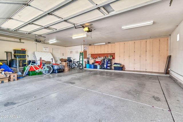 2699 E Claxton Rd, Gilbert, AZ 85297 - garage with a garage door opener