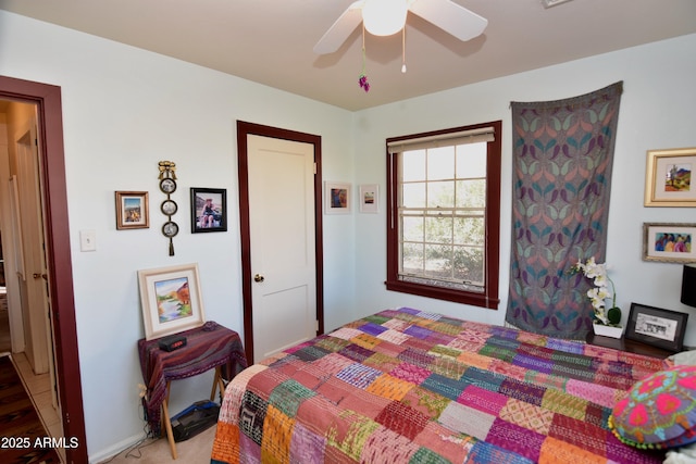 bedroom with ceiling fan