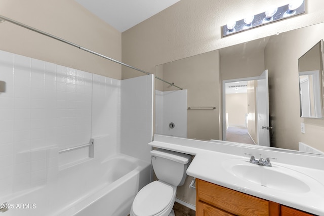 4234 S 62nd Ln, Phoenix, AZ 85043 - full bath featuring bathtub / shower combination, toilet, and vanity