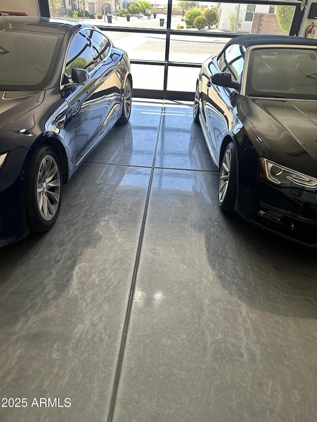 4571 S Pinaleno Dr W, Chandler, AZ 85249 - view of garage