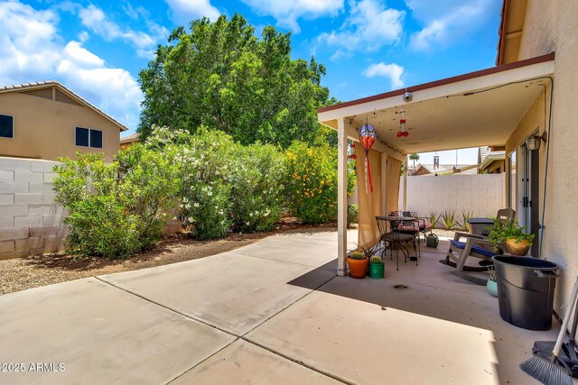 871 N Granada Dr, Chandler, AZ 85226 - view of patio / terrace featuring a fenced backyard