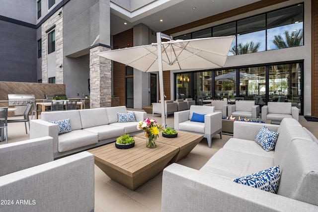 5250 E Deer Valley Dr Unit 140, Phoenix, AZ 85054 - lobby featuring a towering ceiling and recessed lighting