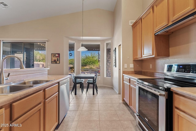 kitchen with stainless steel appliances, visible vents, a wealth of natural light, and a sink
