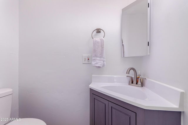 9603 N 1st Ave, Phoenix, AZ 85021 - bathroom with toilet and vanity