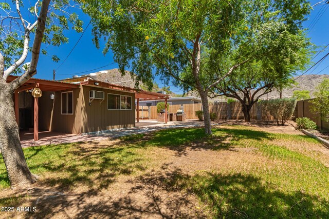9603 N 1st Ave, Phoenix, AZ 85021 - view of yard featuring an AC wall unit