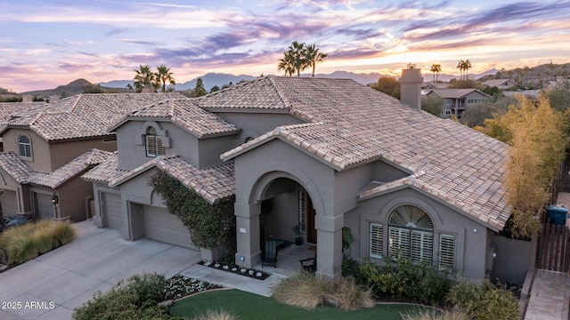 view of front of house with a garage