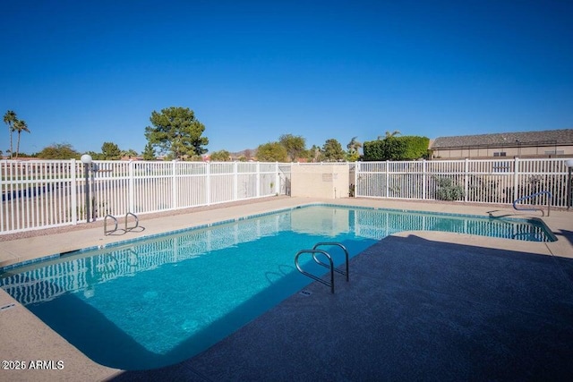 2635 N 62nd St, Mesa, AZ 85215 - view of pool featuring a patio, a fenced in pool, and fence