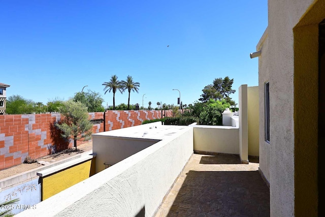 4317 N 70th St, Scottsdale, AZ 85251 - view of patio featuring a balcony