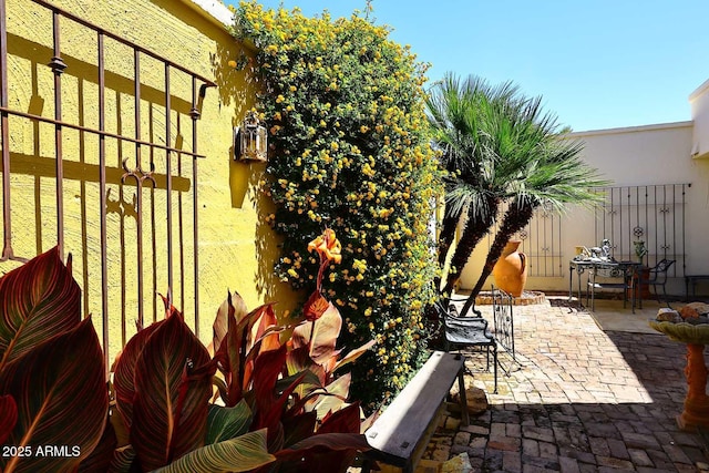 4317 N 70th St, Scottsdale, AZ 85251 - view of patio / terrace