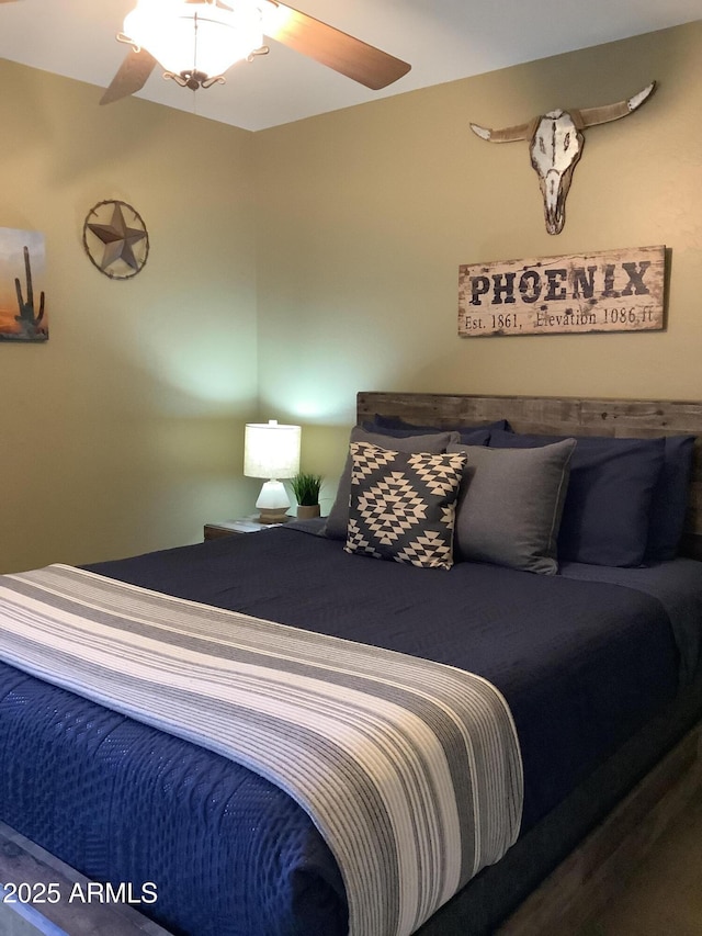 553 W Hereford Dr, San Tan Valley, AZ 85143 - bedroom with a ceiling fan