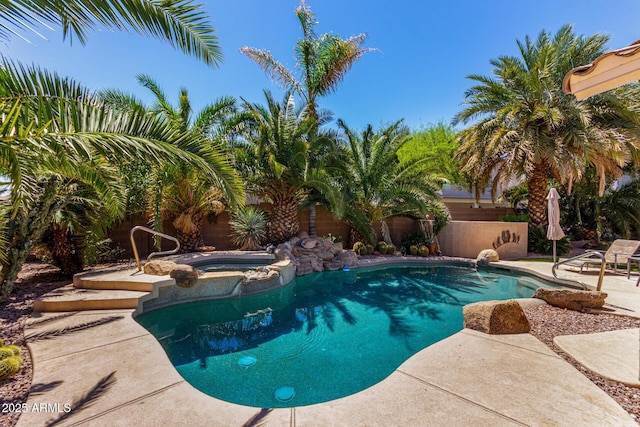 553 W Hereford Dr, San Tan Valley, AZ 85143 - view of pool featuring a fenced in pool, a patio area, a fenced backyard, and an in ground hot tub