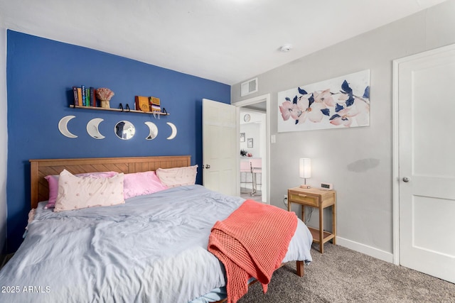 bedroom featuring carpet floors