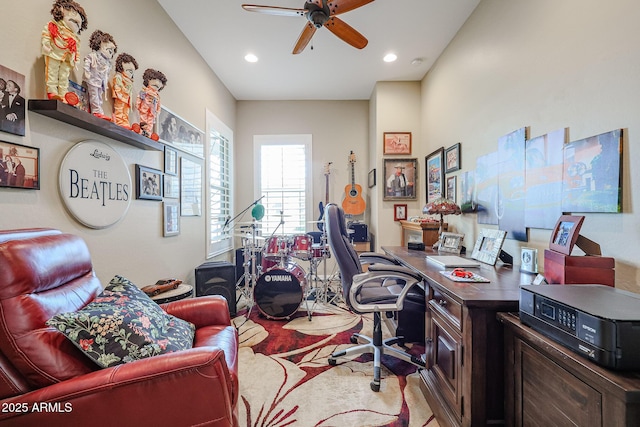 office featuring ceiling fan