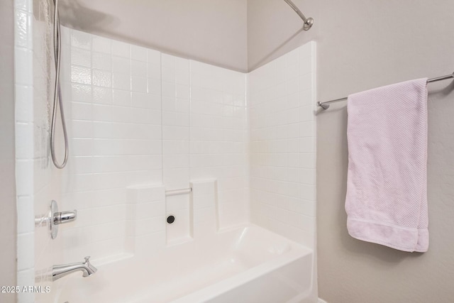 bathroom featuring shower / bathing tub combination