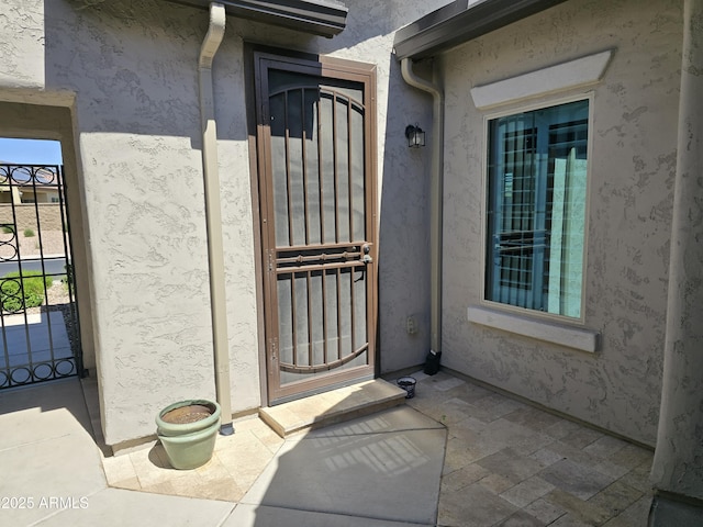 2316 N Crestwood Dr, Florence, AZ 85132 - property entrance featuring stucco siding
