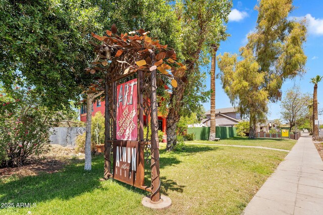 1306 E Fillmore St, Phoenix, AZ 85006 - view of yard