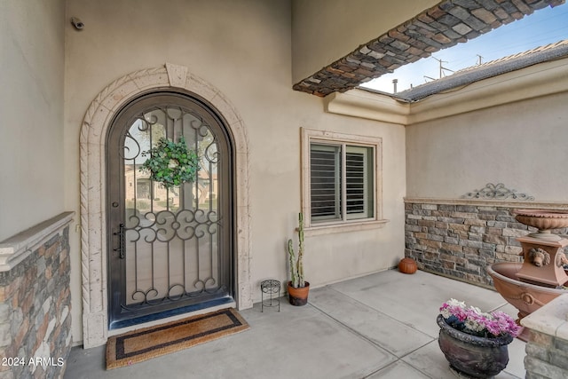 view of doorway to property