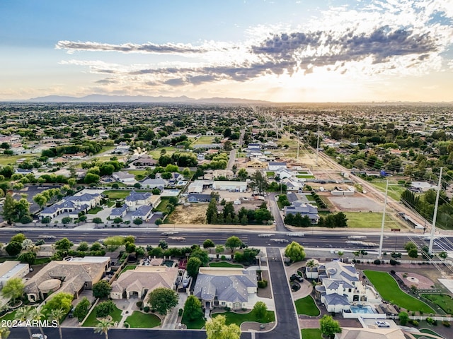 view of aerial view at dusk