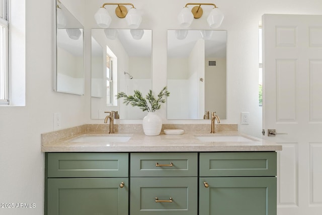 732 W Sagebrush St, Gilbert, AZ 85233 - full bath with double vanity