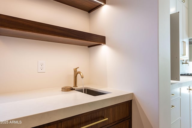 3145 E Boot Track Trl, Gilbert, AZ 85296 - bar area featuring a sink