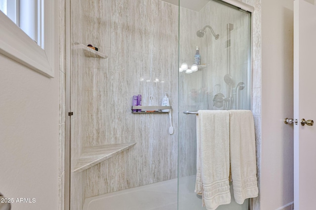 5349 W Acapulco Ln, Glendale, AZ 85306 - full bath featuring a tile shower