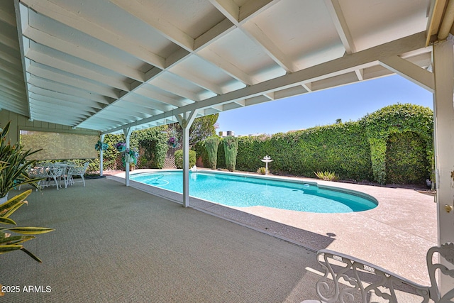 5349 W Acapulco Ln, Glendale, AZ 85306 - view of swimming pool with a patio and a fenced backyard