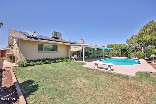 5349 W Acapulco Ln, Glendale, AZ 85306 - view of swimming pool with a patio area, a gate, and a fenced backyard