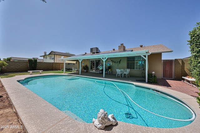 5349 W Acapulco Ln, Glendale, AZ 85306 - view of swimming pool with a patio and a fenced backyard