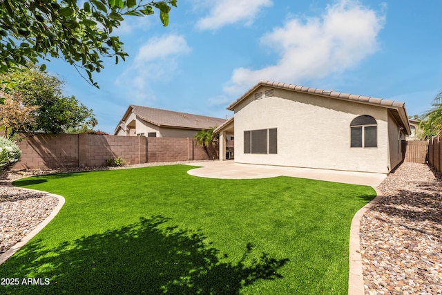 16424 S 46th Way, Phoenix, AZ 85048 - view of yard featuring a patio area