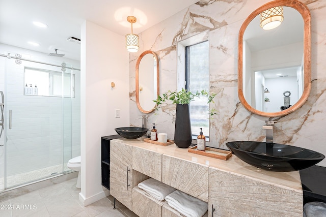 2942 N 81st Pl, Scottsdale, AZ 85251 - bathroom with vanity, toilet, and walk in shower