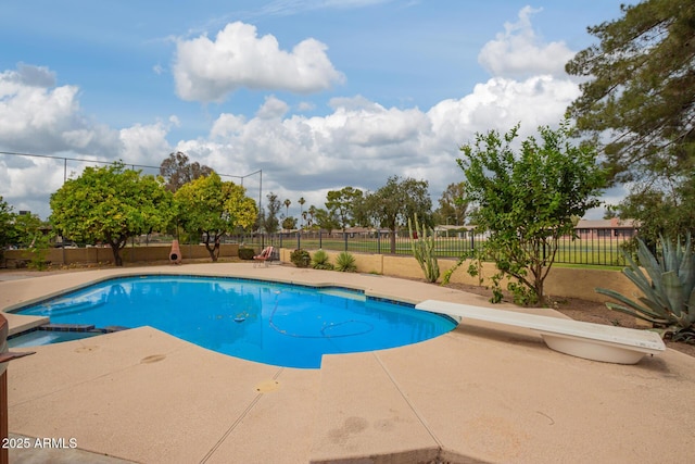 7252 E Edgewood Ave, Mesa, AZ 85208 - view of pool featuring a patio, a diving board, a fenced backyard, and a pool with connected hot tub