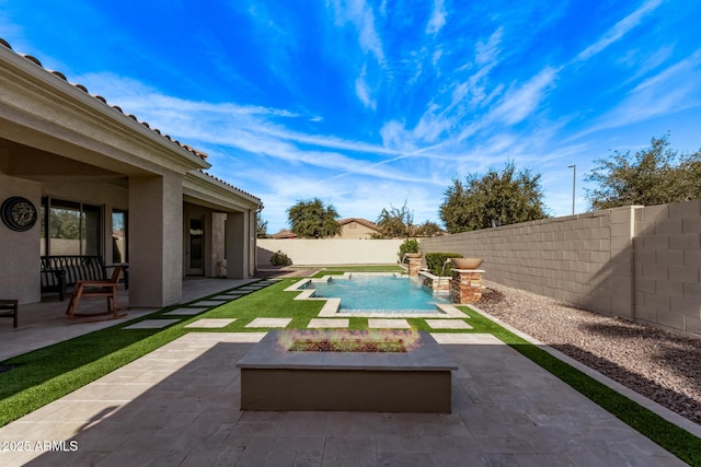 4667 E Reins Rd, Gilbert, AZ 85297 - view of pool featuring a patio and a fenced backyard