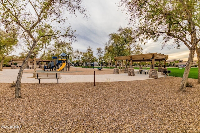 4667 E Reins Rd, Gilbert, AZ 85297 - communal playground featuring a pergola