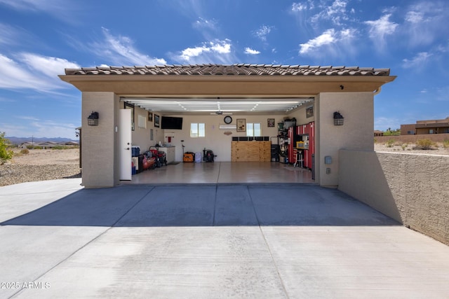 965 Calle Azul, Wickenburg, AZ 85390 - garage with concrete driveway