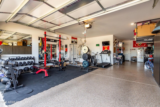 2229 N 139th Dr, Goodyear, AZ 85395 - gym featuring a garage
