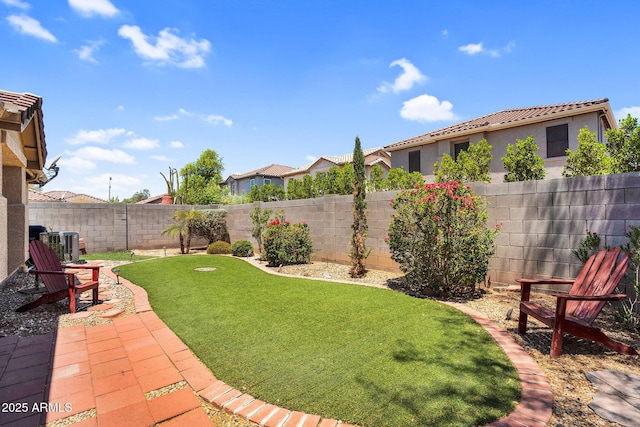 1314 S Bridgegate Dr, Gilbert, AZ 85296 - view of yard with a patio and central AC