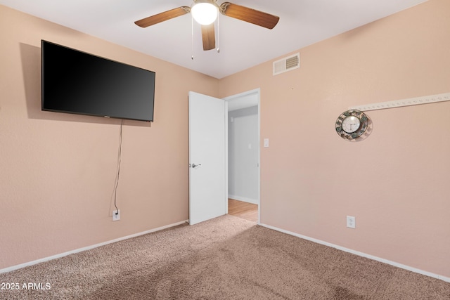 1604 W Kerry Ln, Phoenix, AZ 85027 - interior space featuring visible vents, ceiling fan, baseboards, and carpet