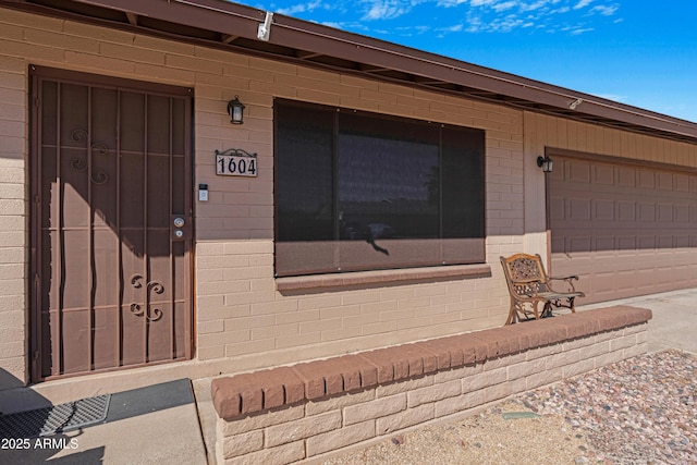 1604 W Kerry Ln, Phoenix, AZ 85027 - doorway to property featuring a garage