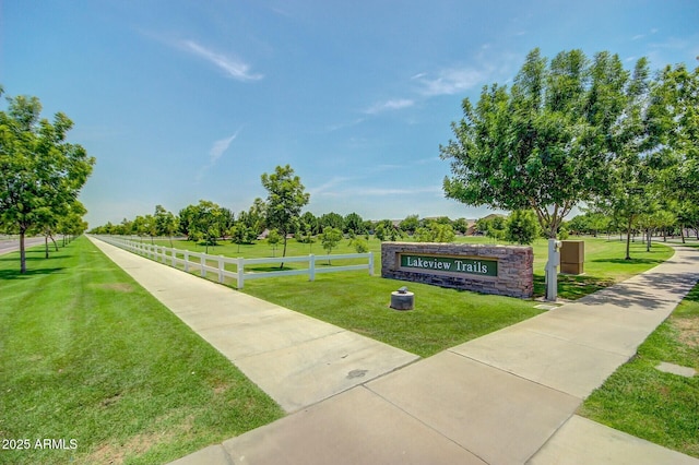 3875 E Appaloosa Rd, Gilbert, AZ 85296 - view of community with a yard and fence