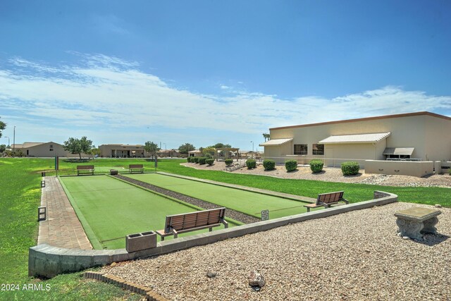 view of community featuring a lawn