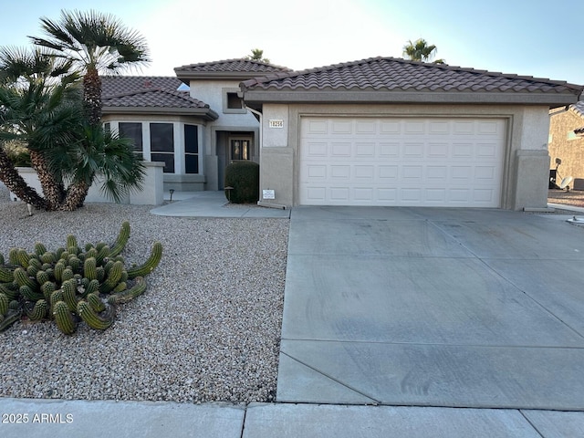 view of front facade with a garage